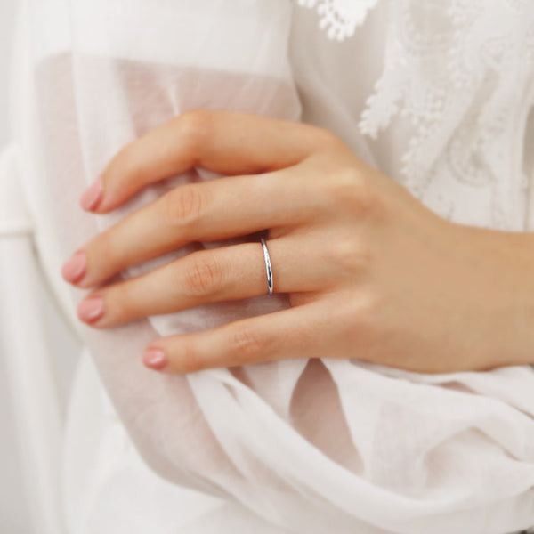 Ladies plain wedding bands sale