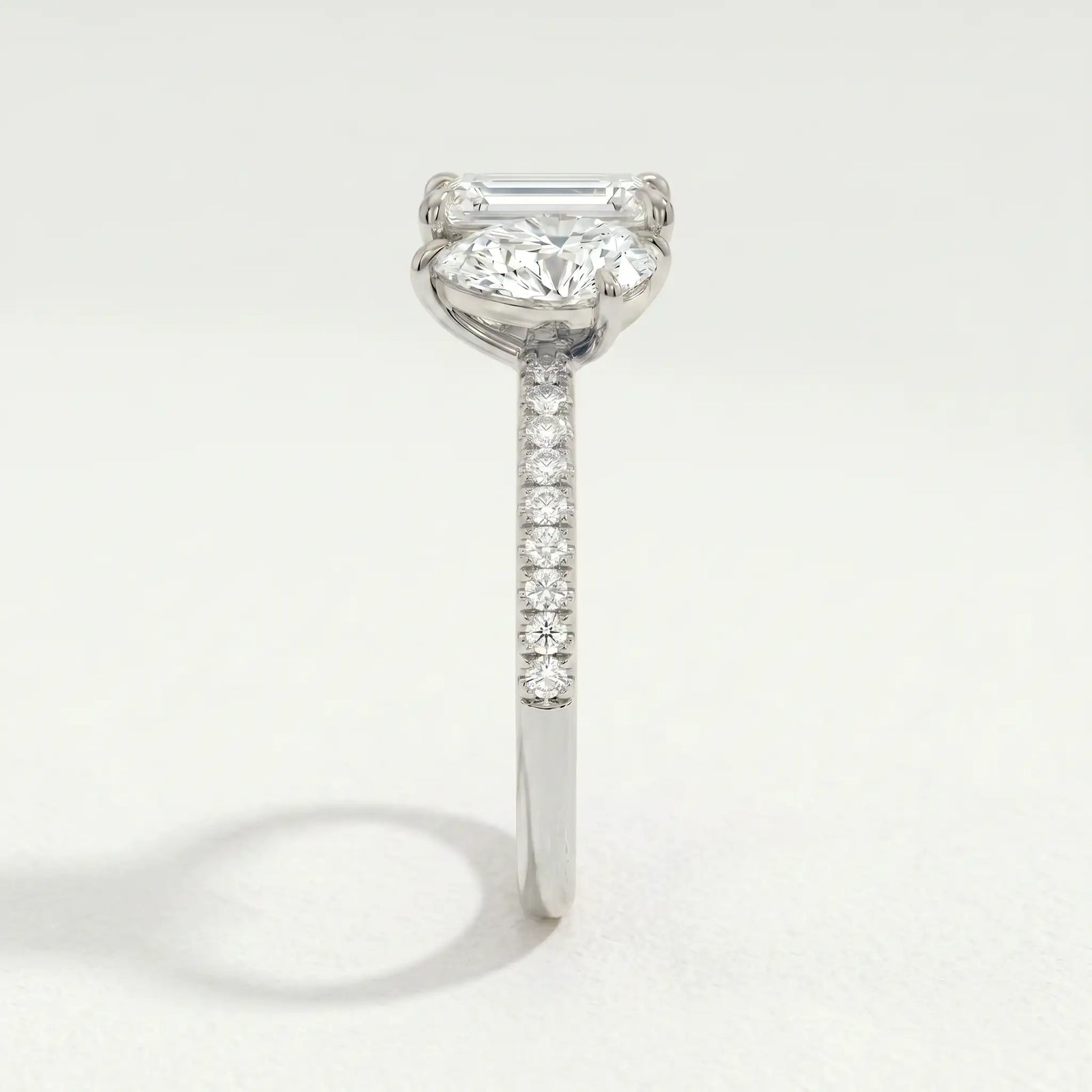 CELESTE - Toi et Moi Lab Diamond Emerald & Pear Diamond Band Ring
