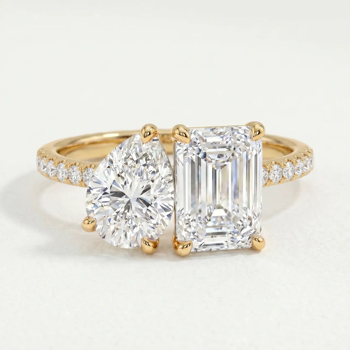CELESTE - Toi et Moi Lab Diamond Emerald & Pear Diamond Band Ring 18k Yellow Gold