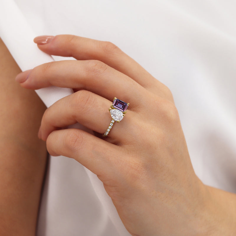 CELESTE - Toi Et Moi Chatham® Alexandrite Emerald & Lab Diamond Pear Cut Ring 18k Yellow Gold