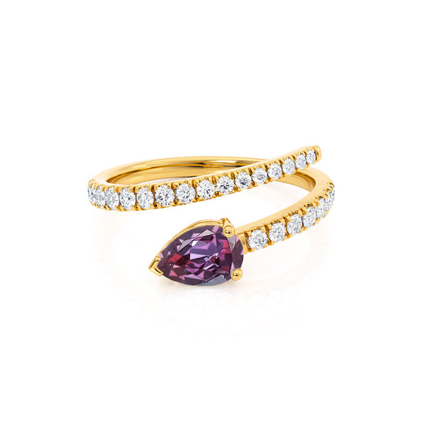 CELESTINE - Chatham® Pear Alexandrite Split Shank Ring 18k Yellow Gold