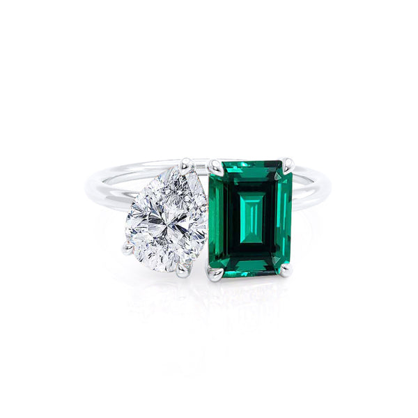 COMET - Toi Et Moi Chatham® Green Emerald & Lab Diamond Pear Cut Ring 950 Platinum