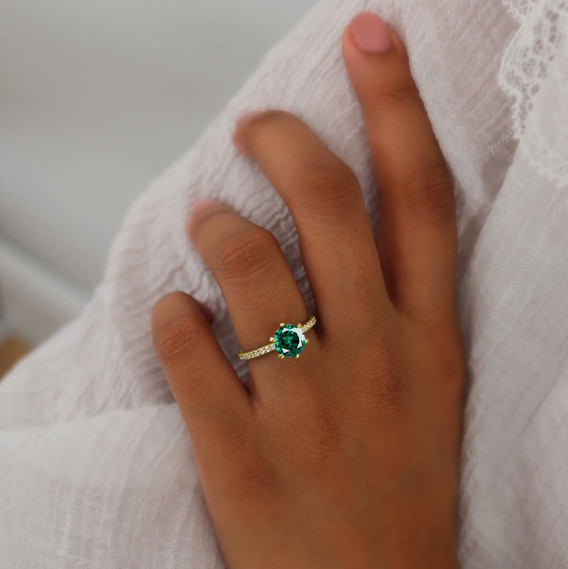 LILLIE LUXE - Chatham® Round Emerald Solitaire Engagement Ring 18k Yellow Gold
