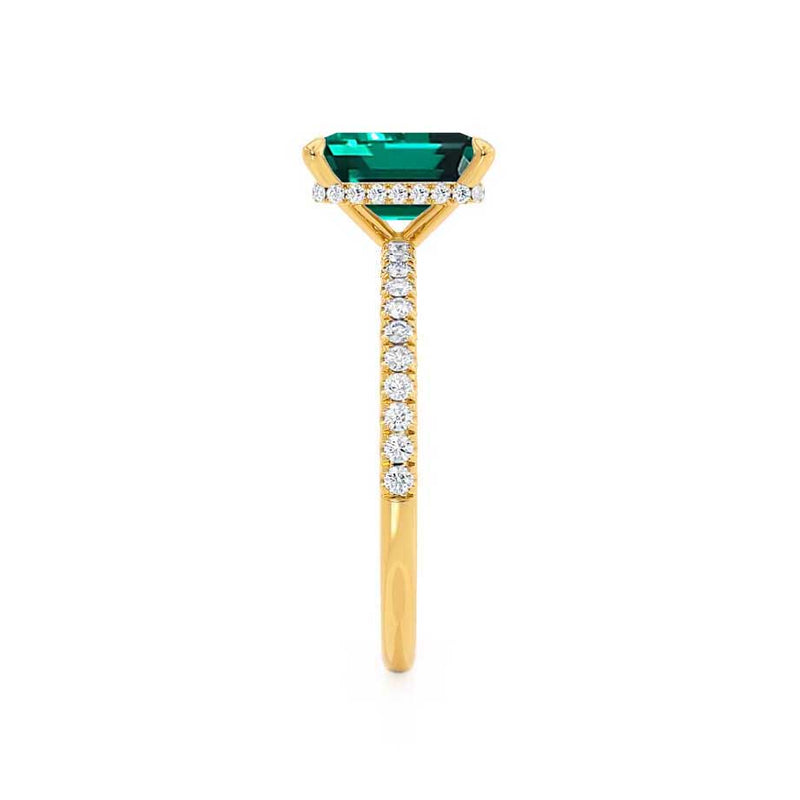 LIVELY - Chatham® Green Emerald & Diamond 18k Yellow Gold Petite Hidden Halo Pavé Shoulder Set Ring