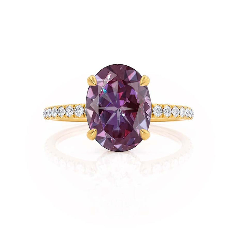 LIVELY - Chatham® Oval Alexandrite 18k Yellow Gold Petite Hidden Halo Pavé Shoulder Set Ring