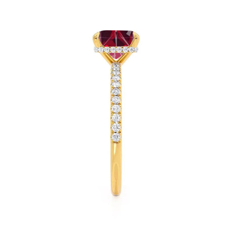 LIVELY - Chatham® Princess Ruby 18k Yellow Gold Petite Hidden Halo Pavé Shoulder Set Ring