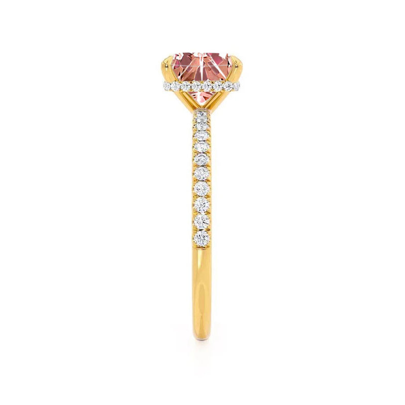LIVELY - Chatham® Princess Champagne Sapphire 18k Yellow Gold Petite Hidden Halo Pavé Shoulder Set Ring