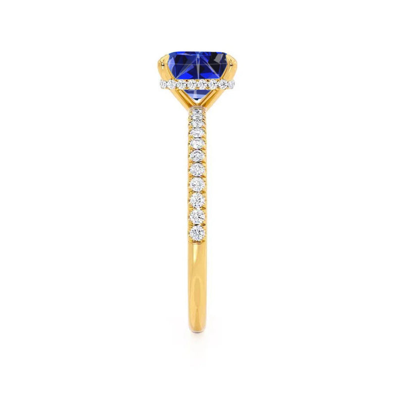 LIVELY - Chatham® Princess Blue Sapphire 18k Yellow Gold Petite Hidden Halo Pavé Shoulder Set Ring