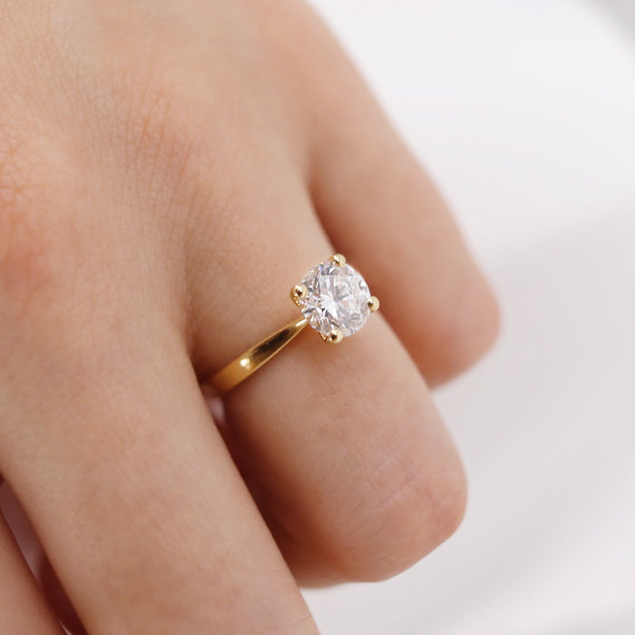 Lottie Round Moissanite 18K Yellow Gold Prong Tulip Solitaire