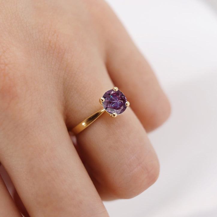 LOTTIE - Chatham® Round Alexandrite Solitaire Engagement Ring 18k Yellow Gold