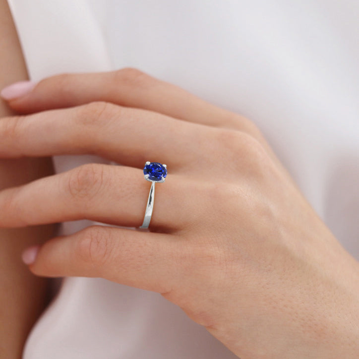 LOTTIE - Chatham® Round Blue Sapphire Solitaire Engagement Ring 18k White Gold