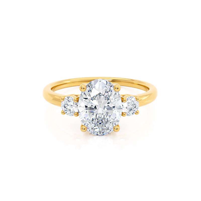 LOUELLA - Oval Lab Diamond Diamond 18k Yellow Gold Trilogy Ring