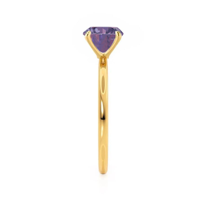 LULU - Chatham® Oval Alexandrite 18k Yellow Gold Petite Solitaire Ring