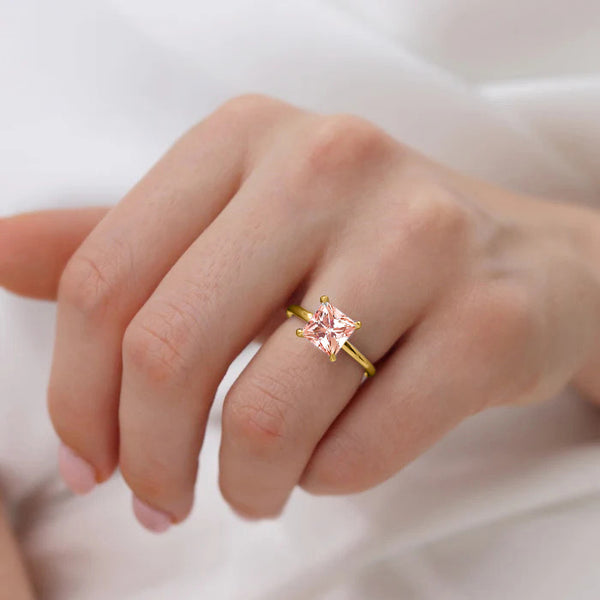 PARIS - Chatham® Princess Champagne Sapphire & Diamond 18k Yellow Gold Petite Hidden Halo
