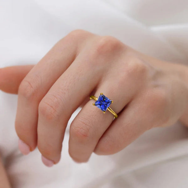 PARIS - Chatham® Princess Blue Sapphire & Diamond 18k Yellow Gold Petite Hidden Halo