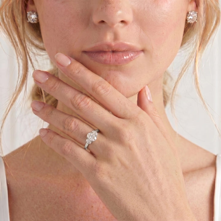 Video of the Everdeen oval lab-grown diamond trilogy engagement ring worn on a hand.