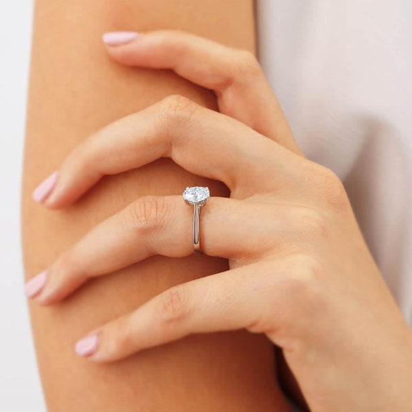 How Halo Settings Make Diamonds Shine Brighter